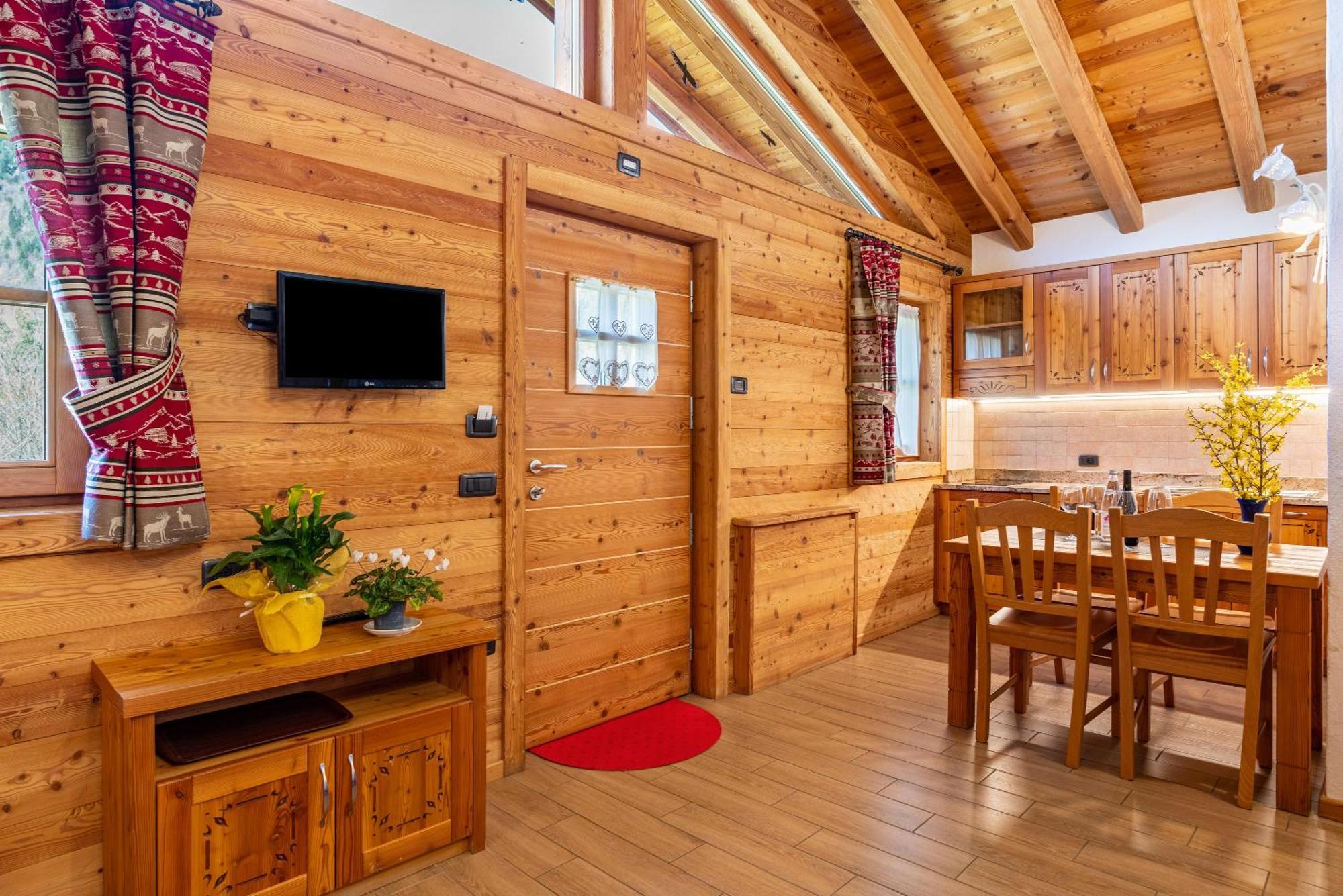 Chalet Camping Fae 3 Villa Madonna di Campiglio Exterior photo