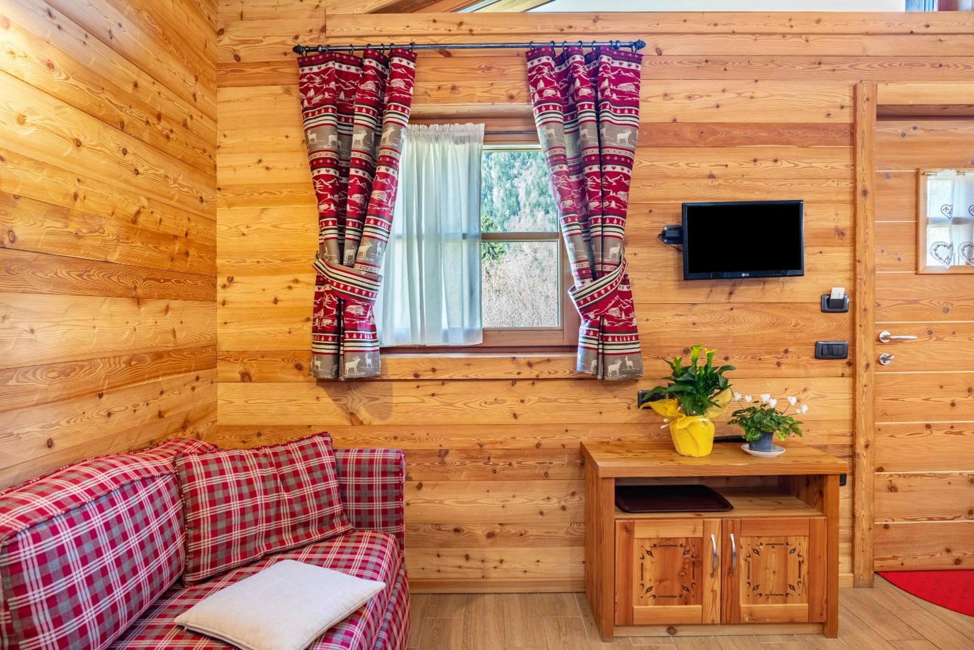 Chalet Camping Fae 3 Villa Madonna di Campiglio Exterior photo